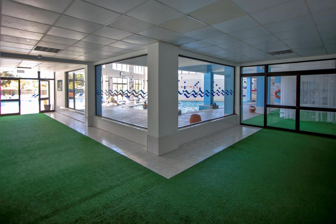 Sea View Apartment - 3 Swimming Pool & Fitness Albufeira Exterior foto